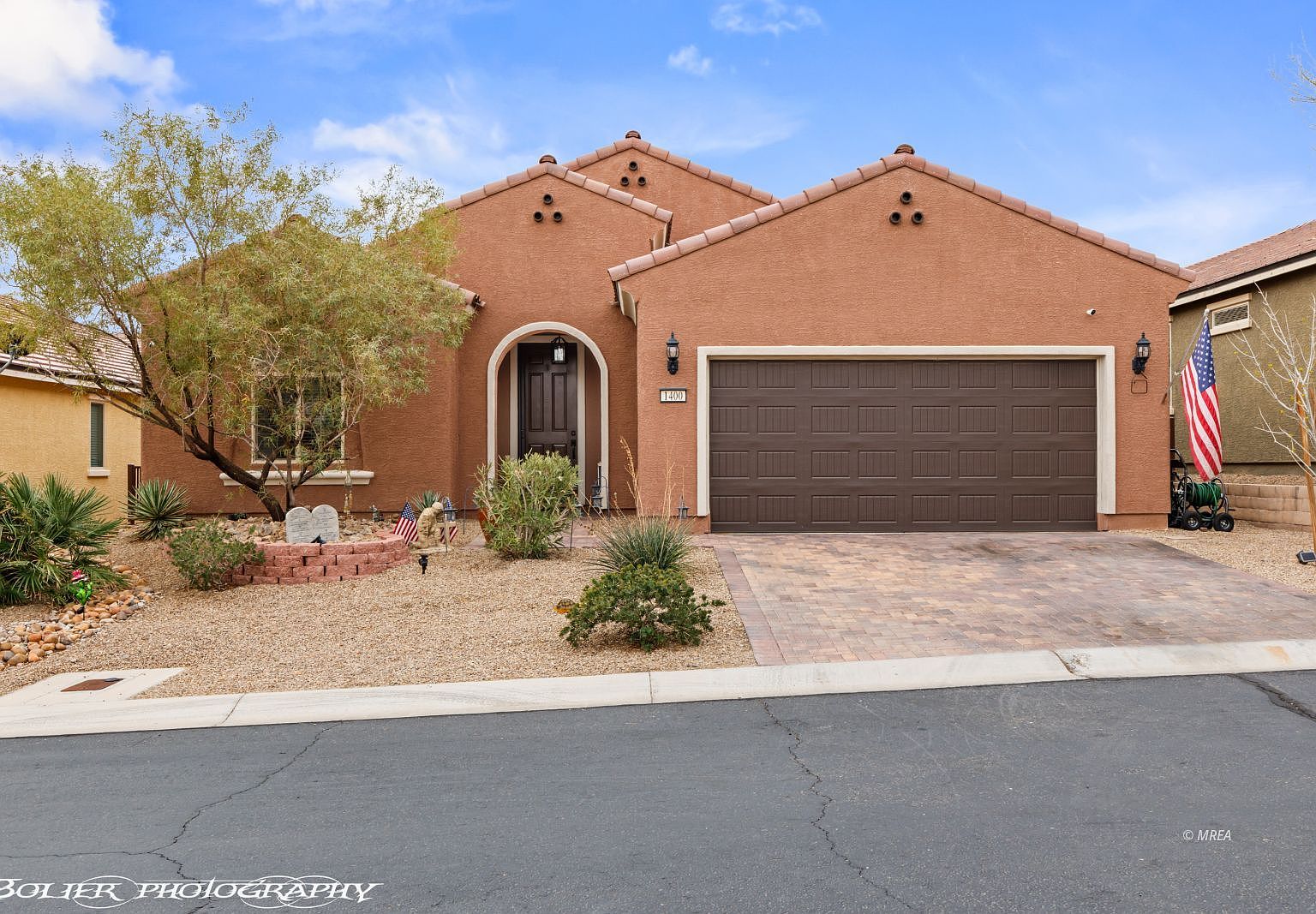 1400 White Water Way