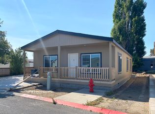 2630 SW Evening Primrose Dr, Redmond, OR 97756