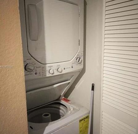 4th image of 20520 NW 15th Ave APT 217