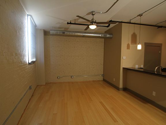5th image of 806 Wasena Ave SW APT 313