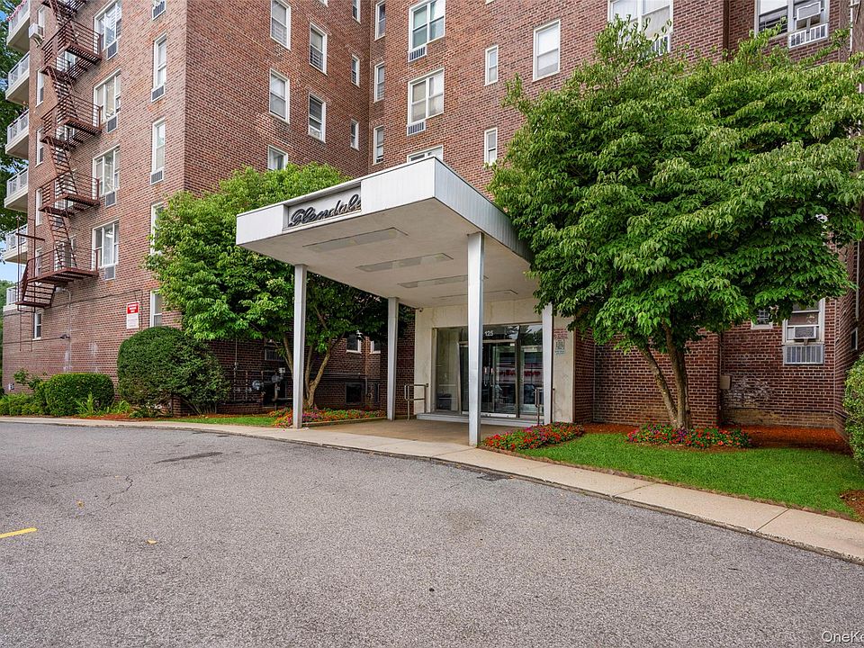 1st image of 125 Bronx River Road #7A