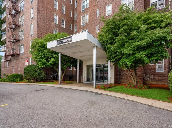 125 Bronx River Road #7A, Yonkers, NY 10704