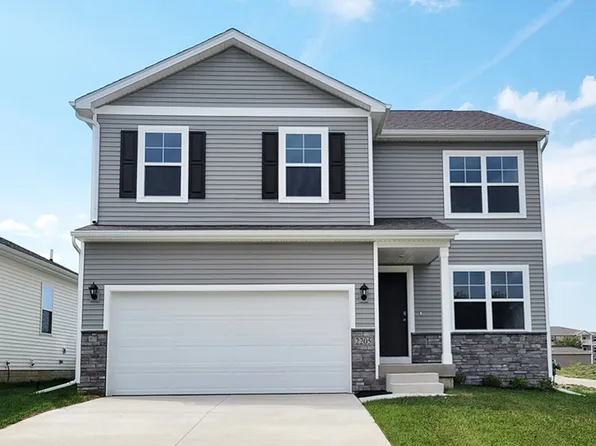 1006 34th St SE, Altoona, IA 50009