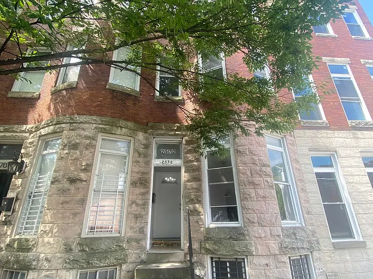 2572 McCulloh St — Photo 5