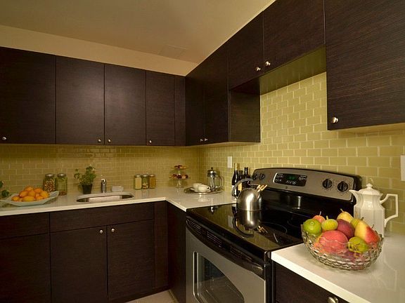 3rd image of 8655 Broadway APT 208