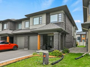 1035 Eider St, Ottawa, ON K4M 0P4