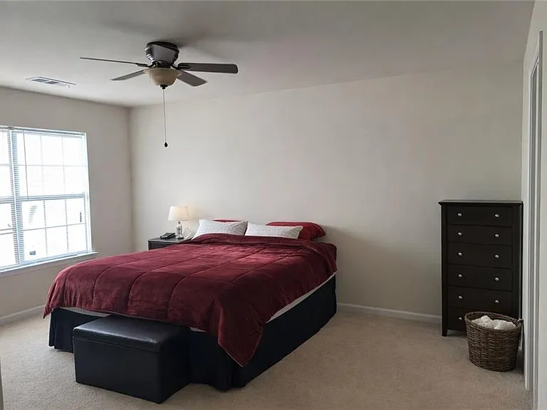 2129 Meadow Peak Rd — Photo 5