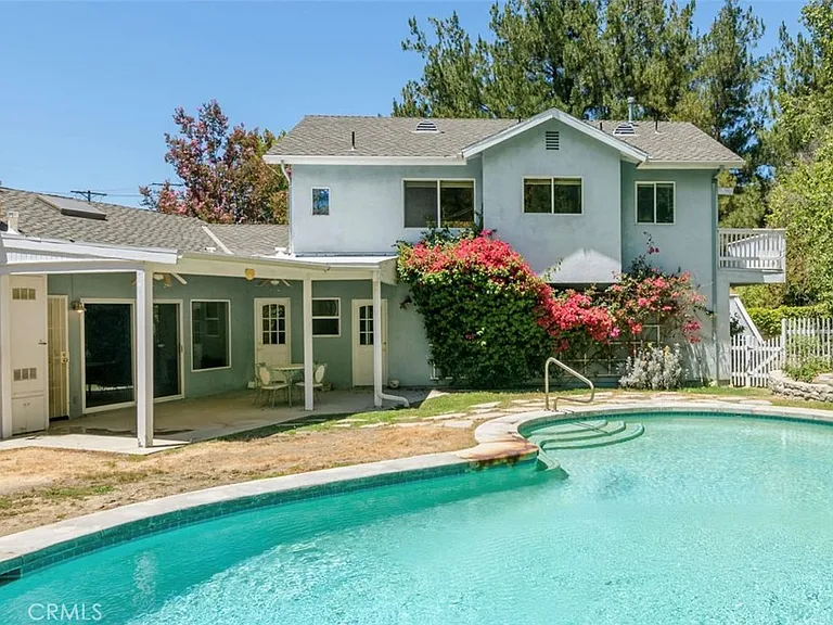 5065 Casa Dr — Photo 2