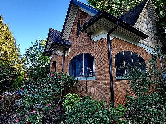 4th image of 1408 Beecher St SW