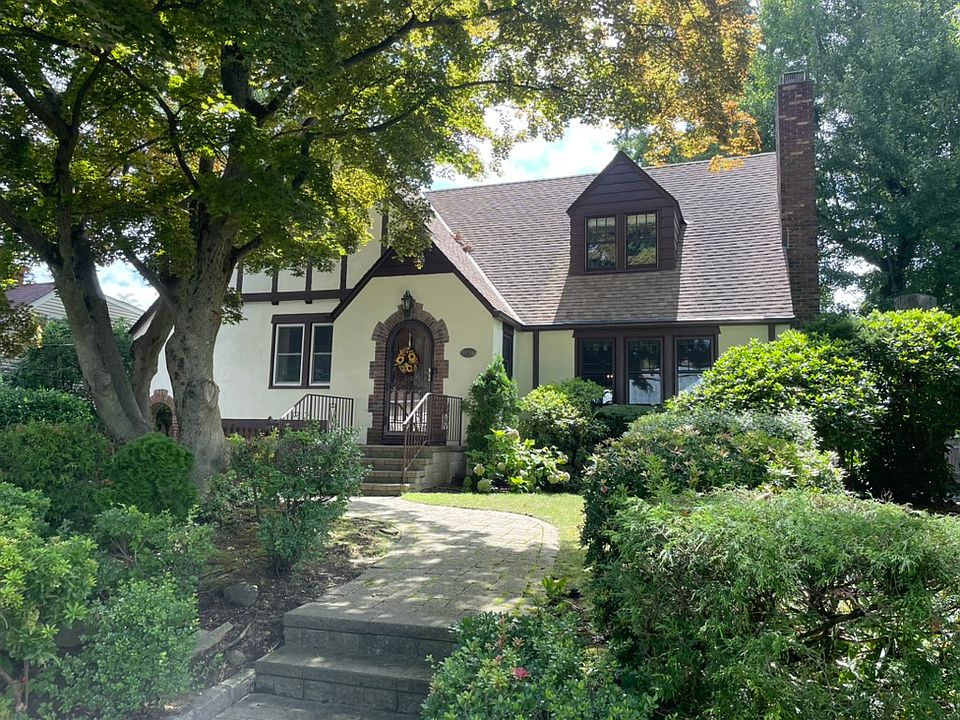 Front of house from street