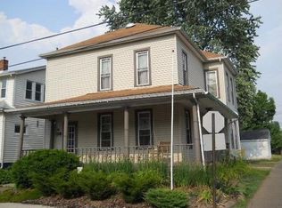 226 S 10th St, Coshocton, OH 43812