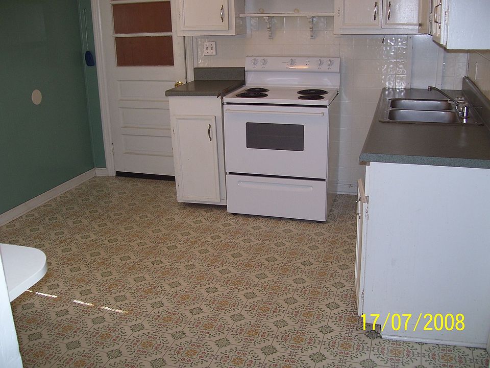 2nd image of 2315 High St
