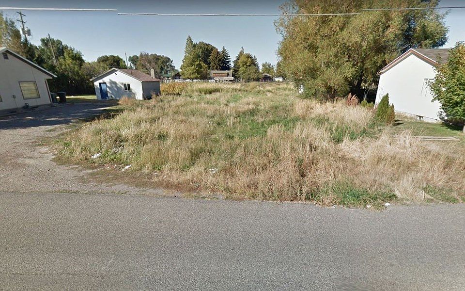 2nd image of 1193 McAdoo St