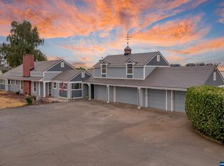 8285 Portland Rd NE, Salem, OR 97305