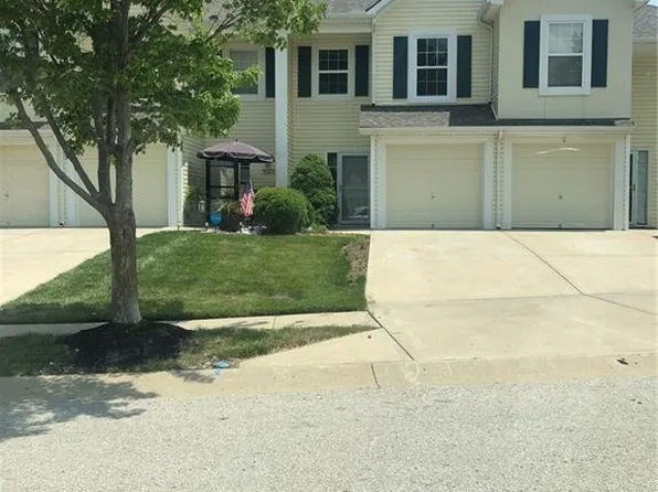 9521 N Main St, Kansas City, MO 64155