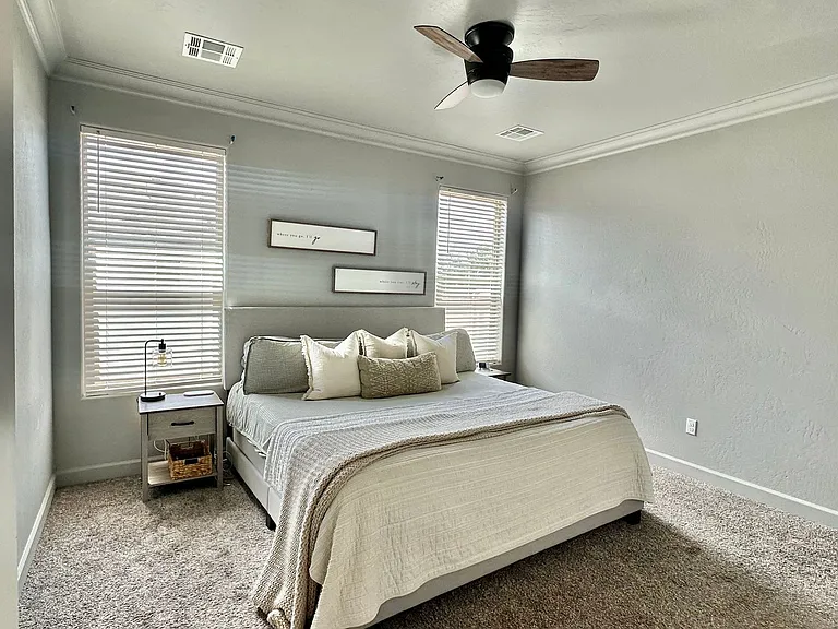 1077 El Nido Dr — Photo 15