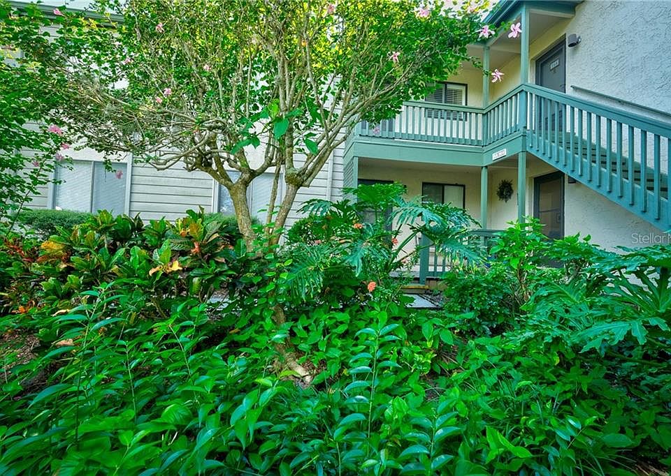 1st image of 1512 Pelican Point Dr #164-7
