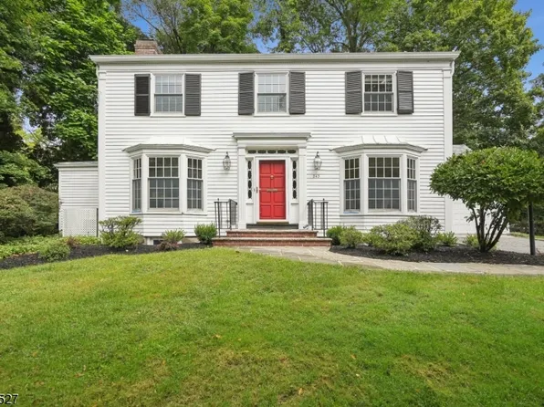 243 Hobart Ave, Millburn Twp., NJ 07078