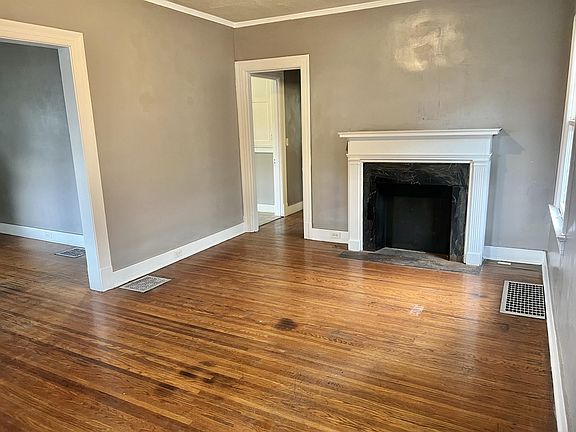 2nd image of 666 Eastlawn Ave