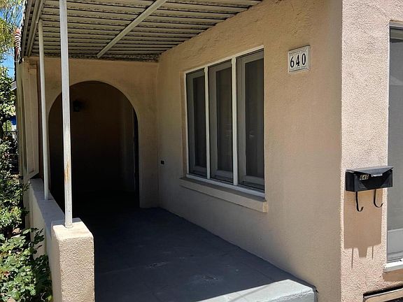 5th image of 636 N Wilson Ave
