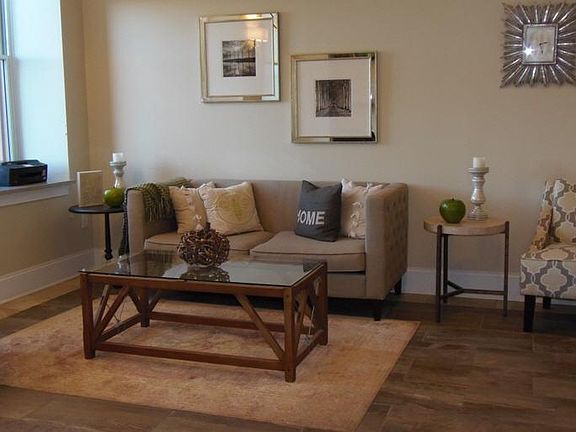 5th image of 275 River St #3dbc052f4