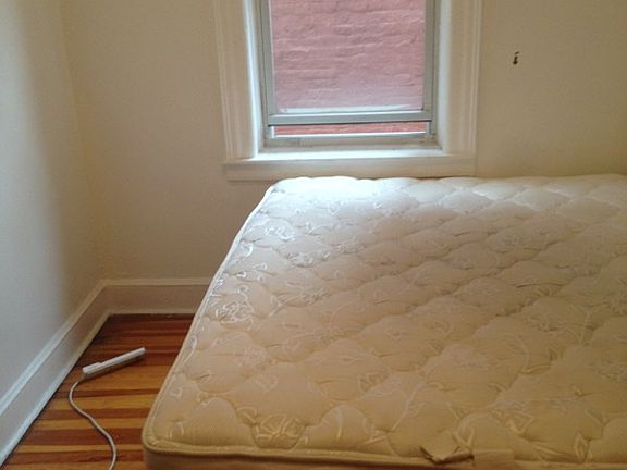 5th image of 2827 37th St #16