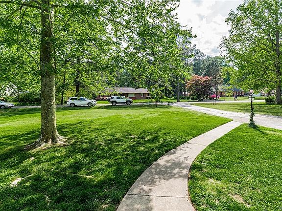 3rd image of 10248 Korona Dr