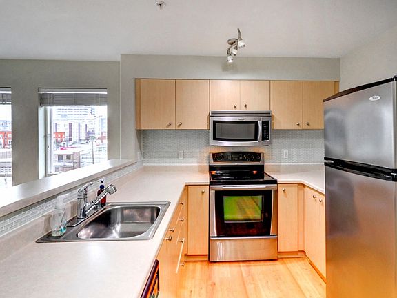 2nd image of 2824 Grand Ave Unit A501