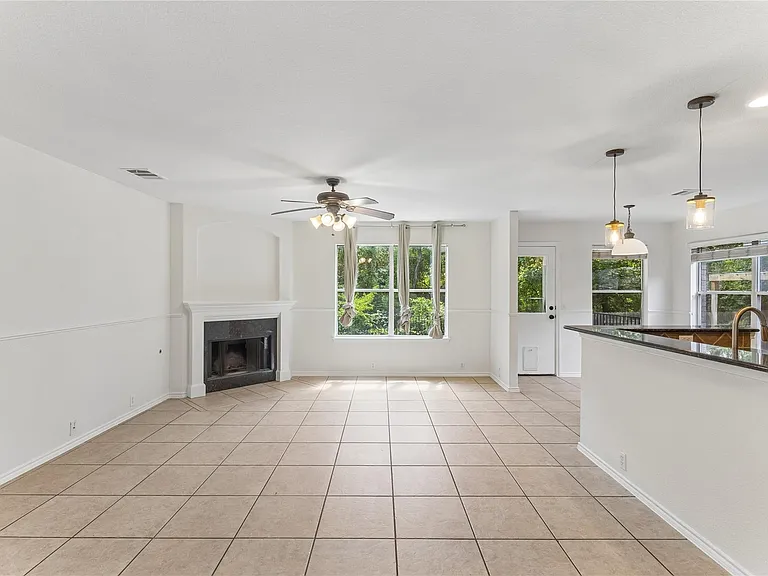 2372 Paradise Ridge Dr — Photo 12