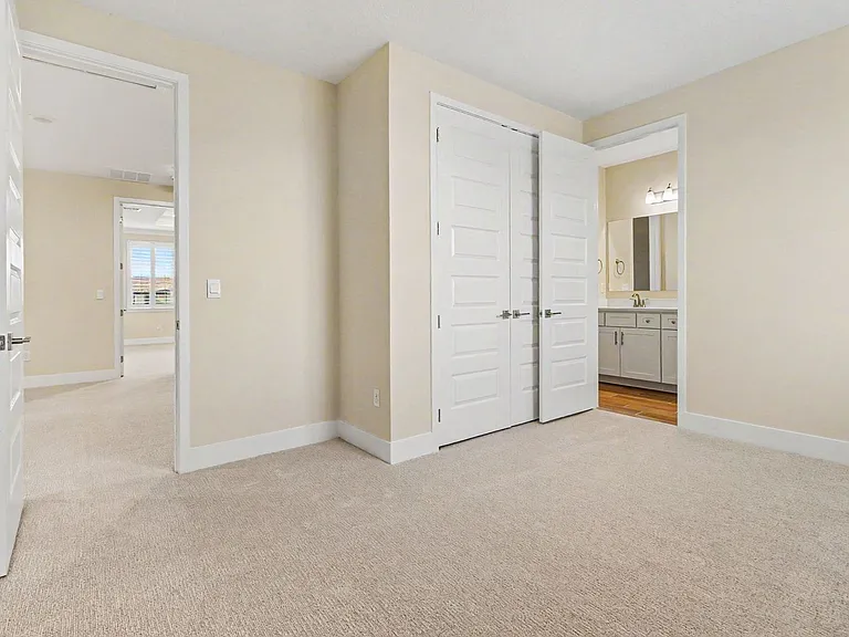 726 Clearwater Ave — Photo 18