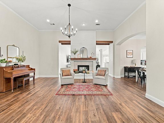 2nd image of 5344 Ridge View Dr