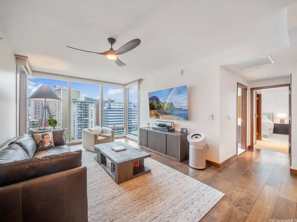 1555 Kapiolani Blvd APT 914, Honolulu, HI 96814