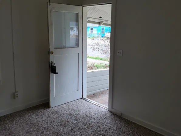 589-595 14th St. - 589, 589 14th St, Springfield, OR 97477