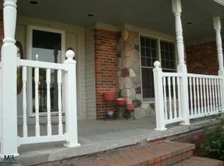 324 Salem Dr N, Romeo, MI 48065