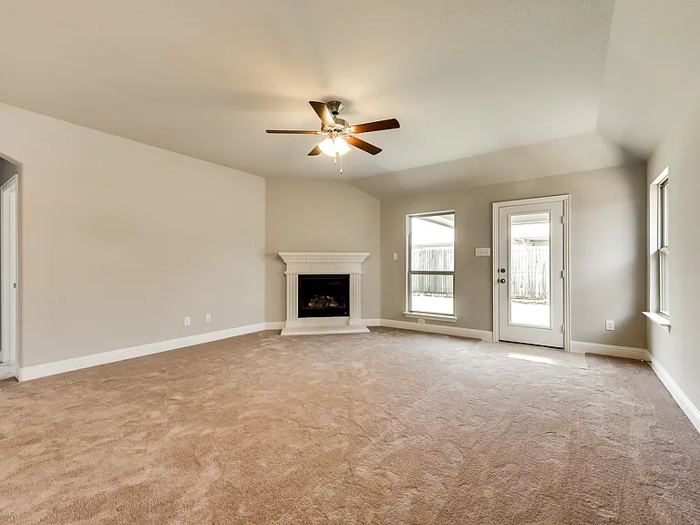 800 Bird Creek Dr — Photo 14
