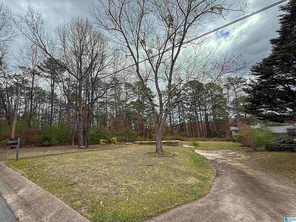 2nd image of 210 Wildwood Dr #210