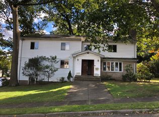 37-22 Hillside Ter, Fair Lawn, NJ 07410