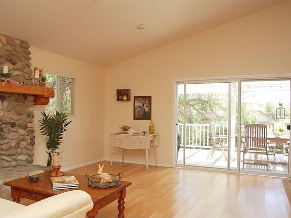 5th image of 2949 Alta St