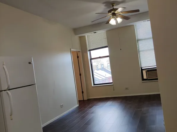 1808 S Racine Ave #4, Chicago, IL 60608
