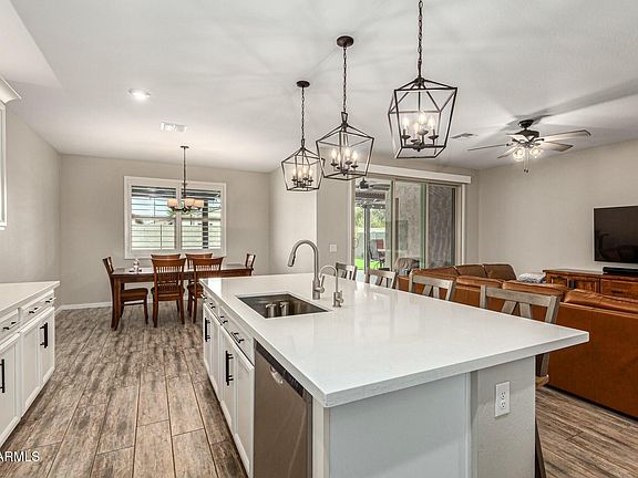 4th image of 18610 W ALICE Avenue