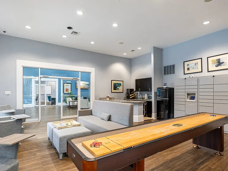 Jackson Square Apartments — Photo 16