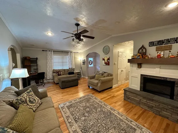 97 Morrison Street, Melbourne, AR 72556