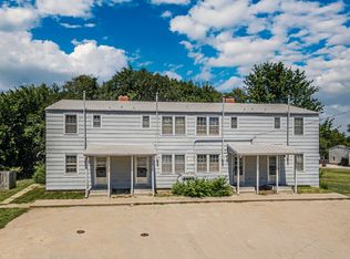 736 W 1st St, Junction City, KS 66441