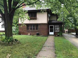 111 Paris Ave, Rockford, IL 61107
