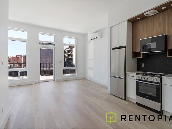 4th image of 74 N 1st St #3V