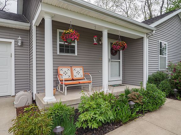 12 Murphys Trail-103