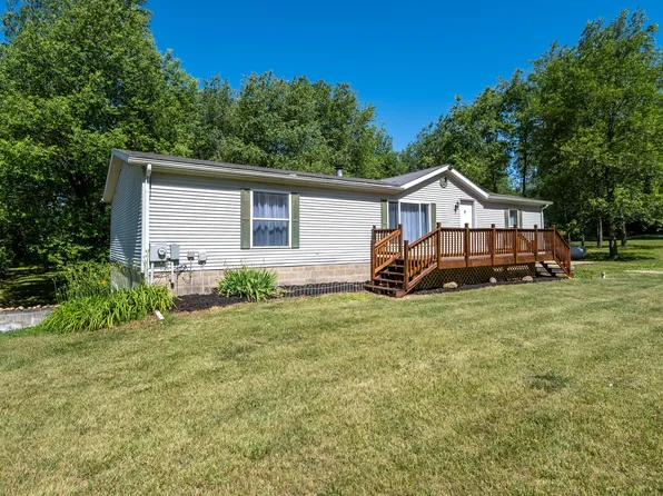 2543 35th Ave, Blanchard, MI 49310