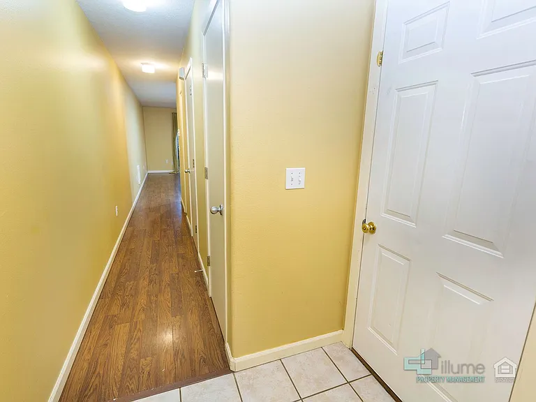 5215 SE Pardee St — Photo 5