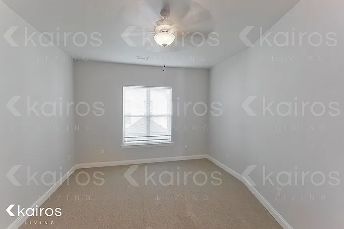 4816 Dacha Ln — Photo 10