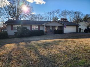 1405 Dossett St, Athens, TN 37303